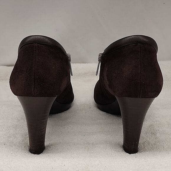 AQUATALIA BY MARVIN K ESPRESSO BROWN SUEDE LOW ANKLE BOOTIES LADIES 8.5 GUC - Picture 8 of 16